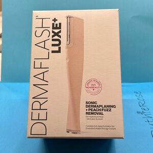 DERMAFLASH LUXE+ Device “Unopened”